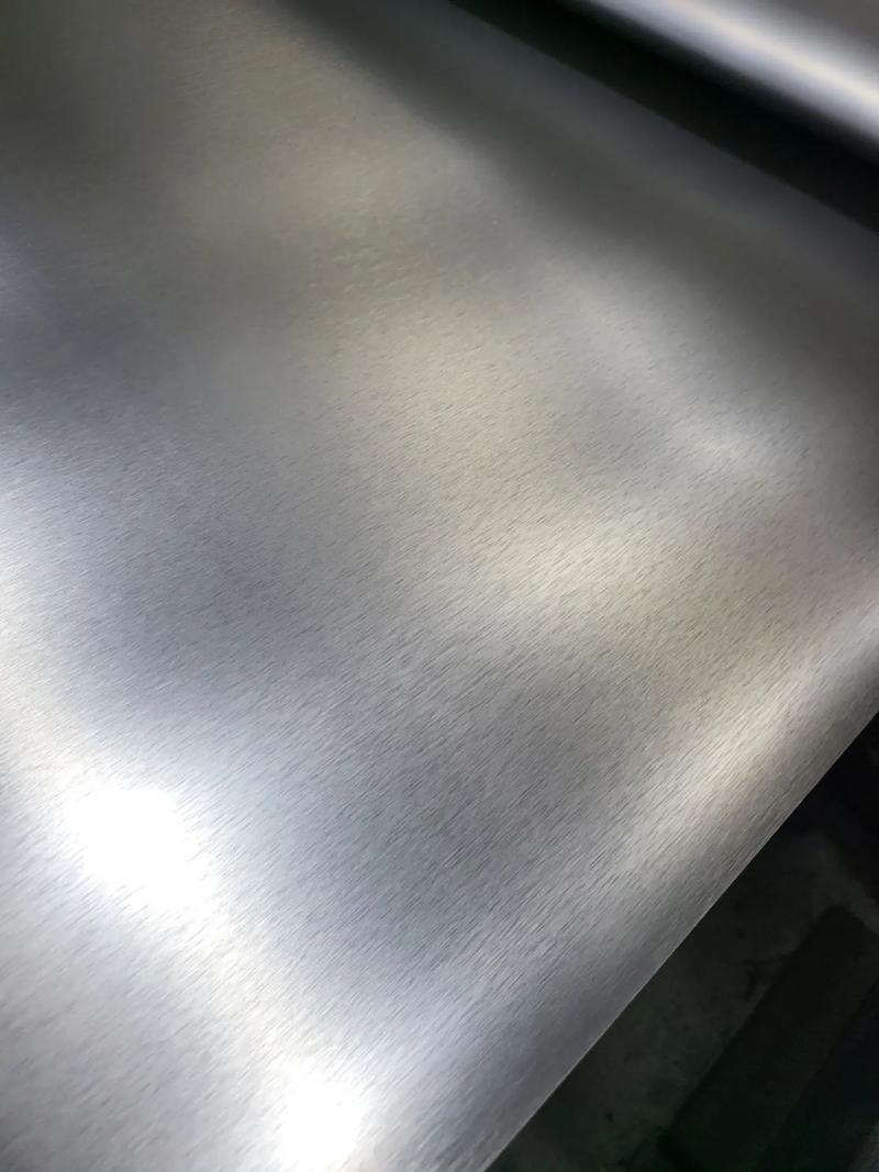 拉丝铝卷